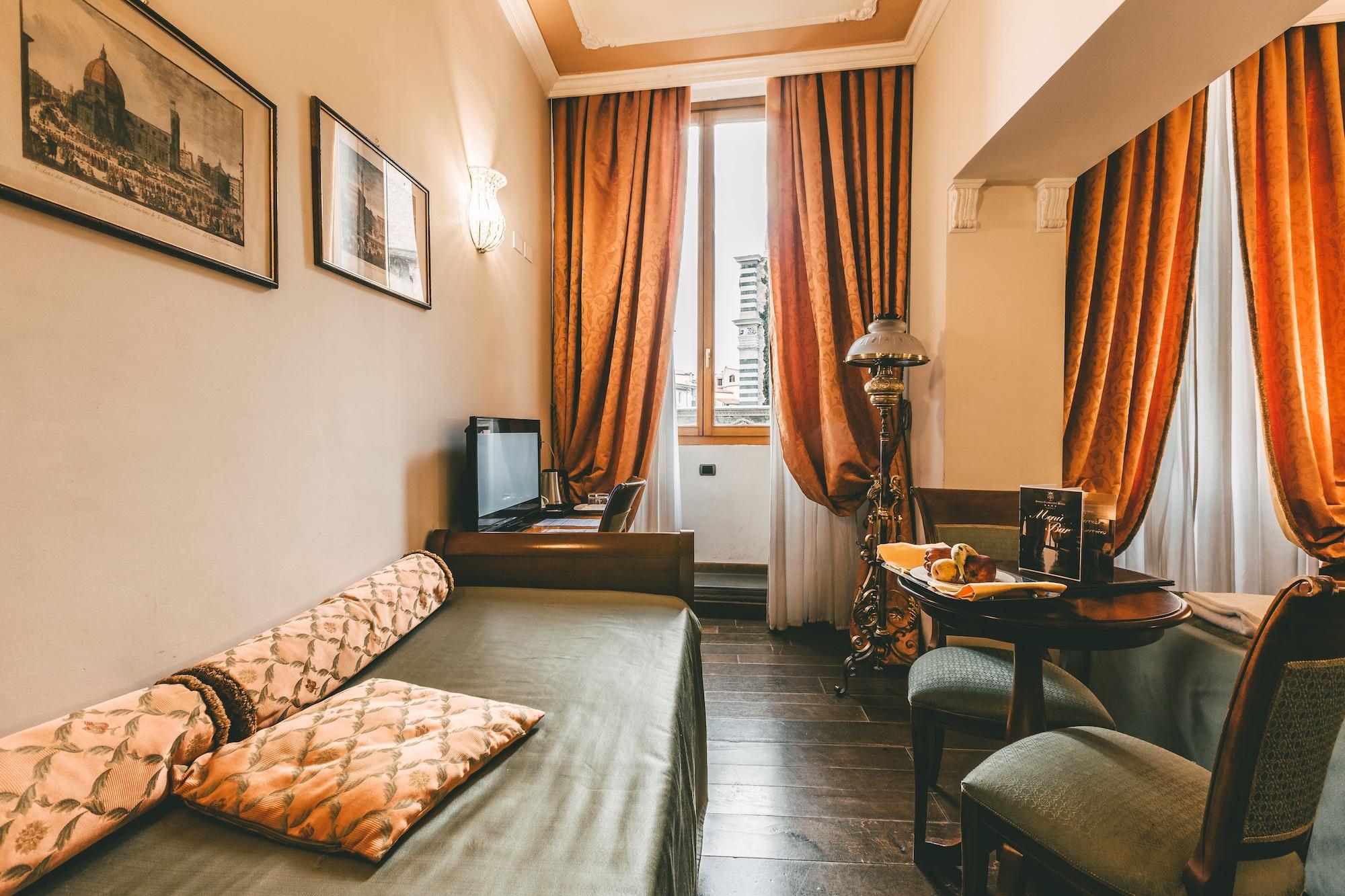 Domus Florentiae Hotel Флоренція Екстер'єр фото