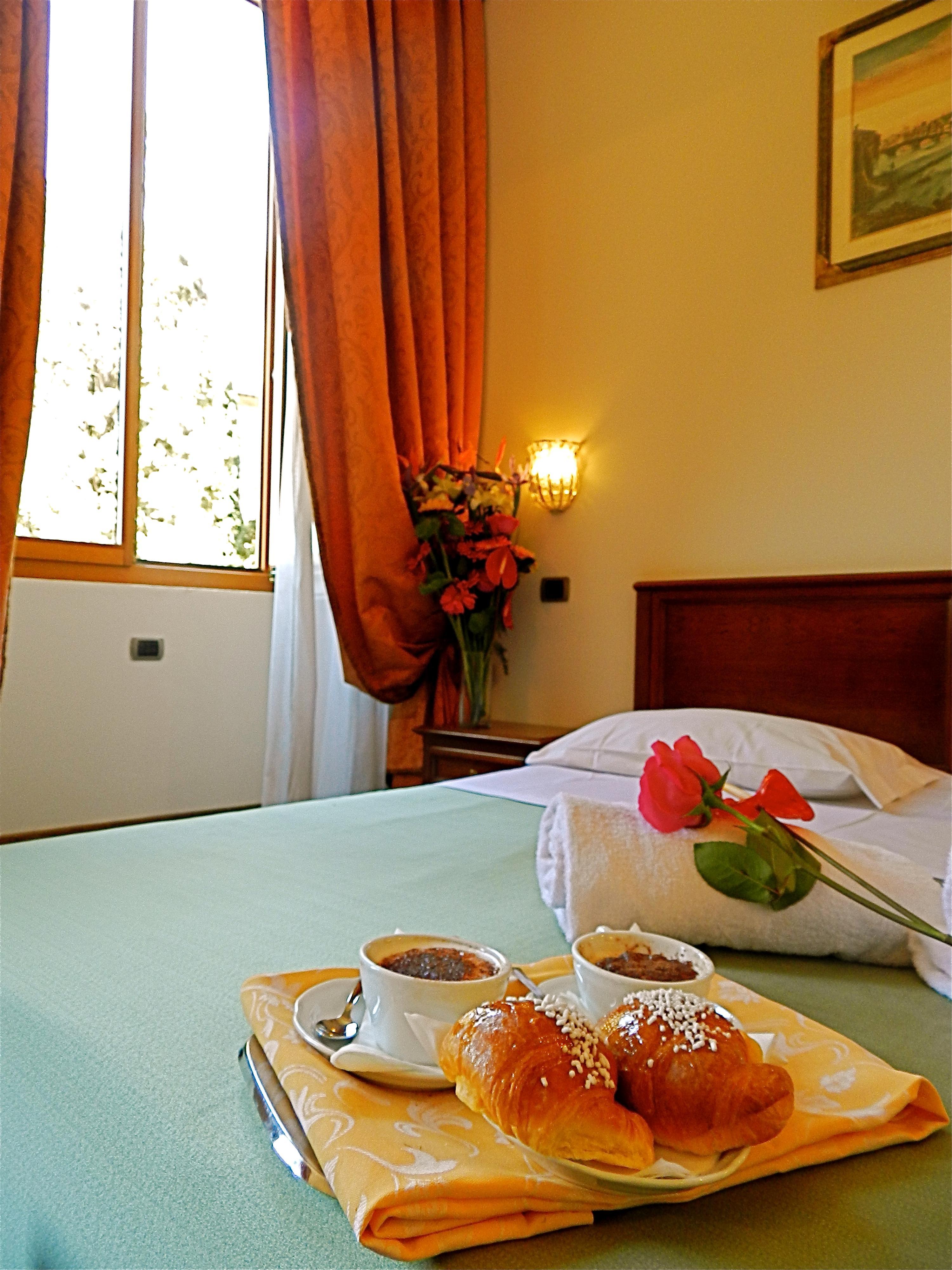 Domus Florentiae Hotel Флоренція Екстер'єр фото