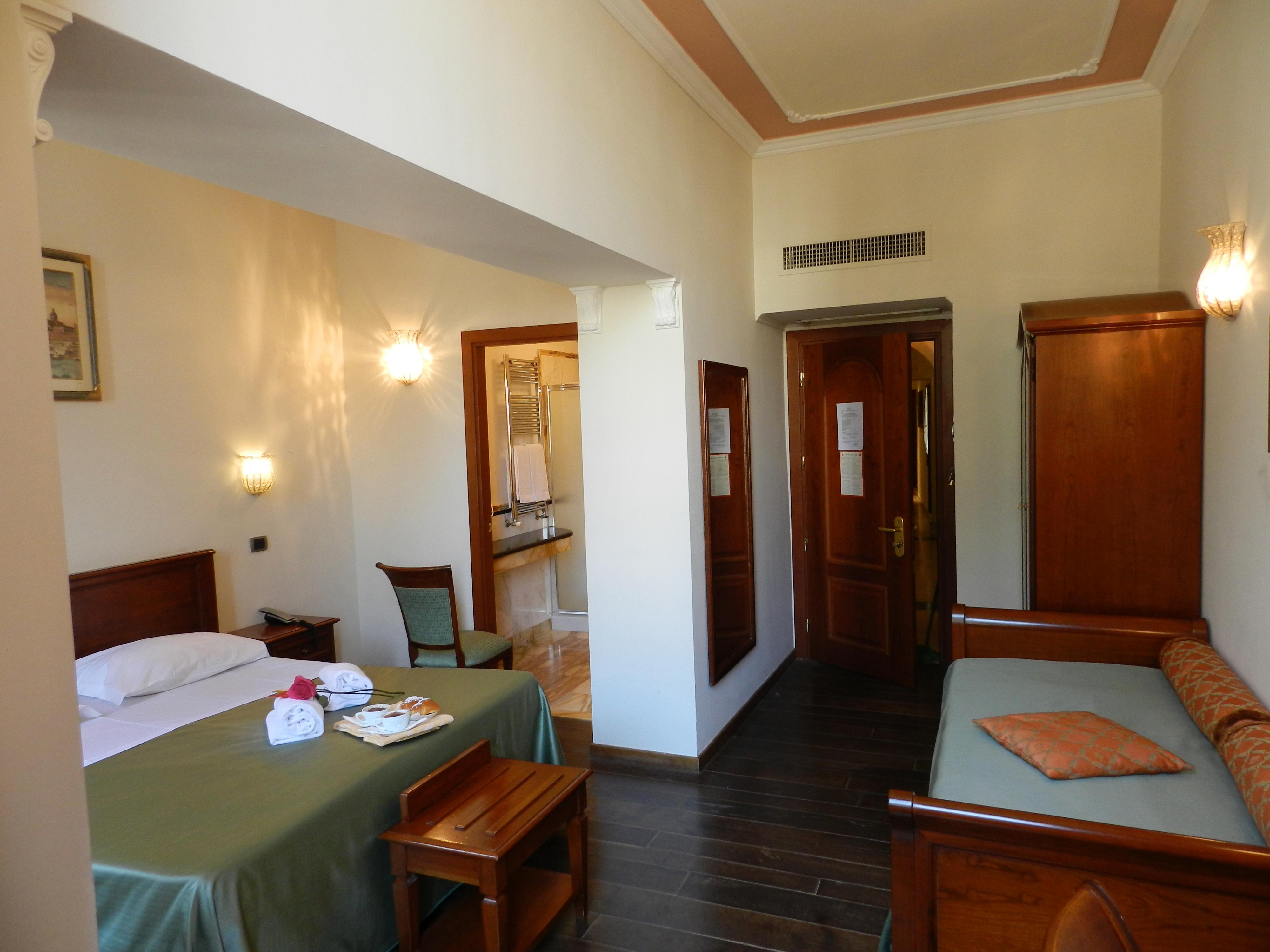 Domus Florentiae Hotel Флоренція Екстер'єр фото