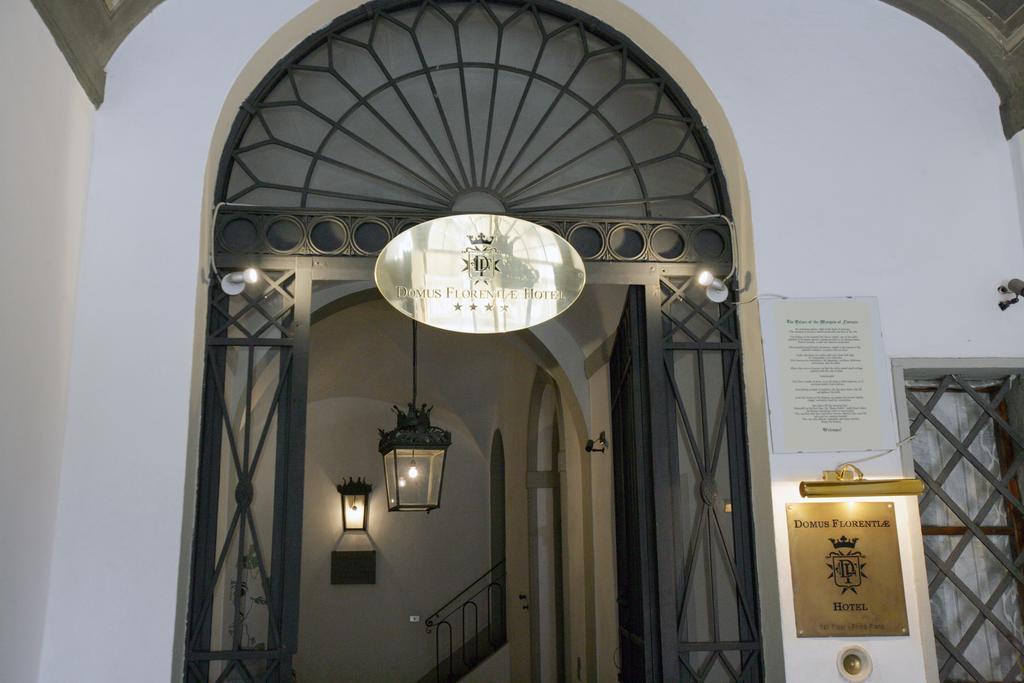 Domus Florentiae Hotel Флоренція Екстер'єр фото
