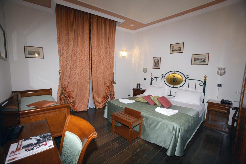 Domus Florentiae Hotel Флоренція Екстер'єр фото